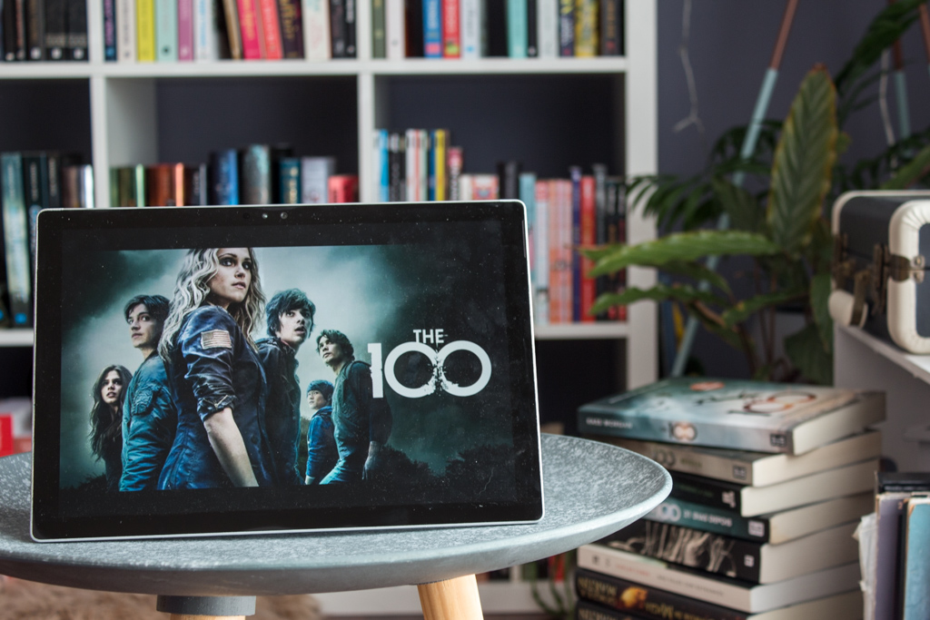 Promotion image of the first season of the show on a PC screen